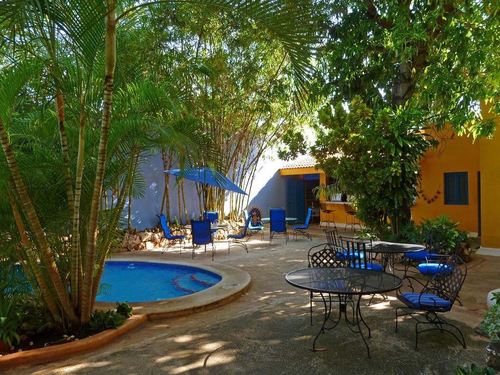 Hotel Medio Mundo Mérida Exterior foto